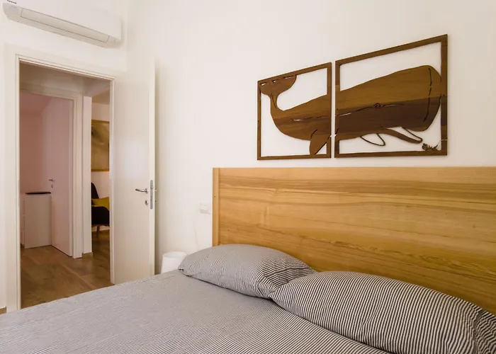 펜션 Attic With A View *